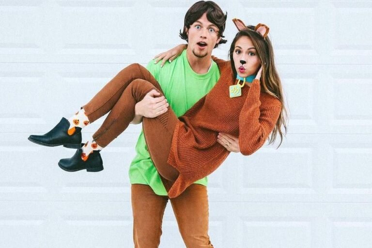 Halloween Costumes Duo