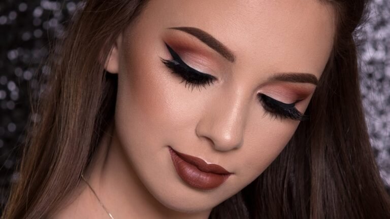 Fall Makeup: The Ultimate Guide to Trends, Tips, and Must-Have Products