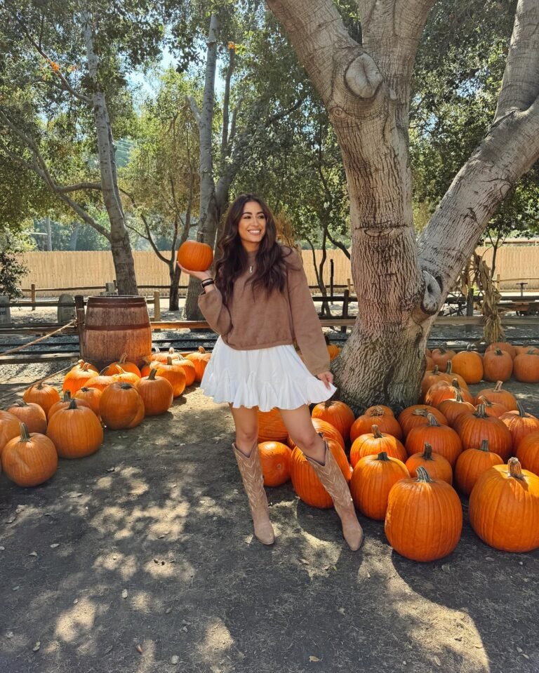 25 Thanksgiving Outfits You Need To See