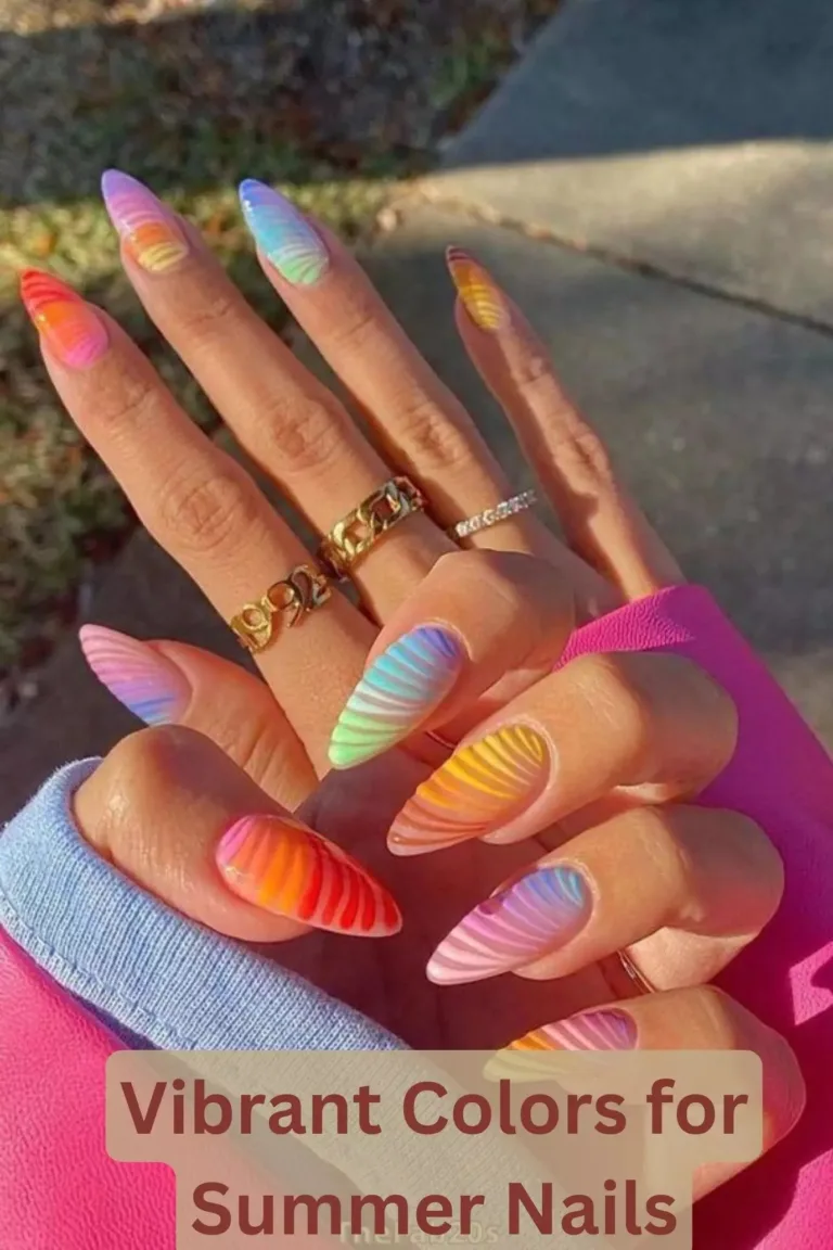 30+ Summer Holiday Nail Ideas